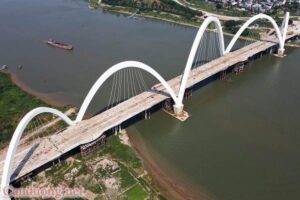 Cầu vòm: Cấu tạo, nguyên lý và ứng dụng thực tế