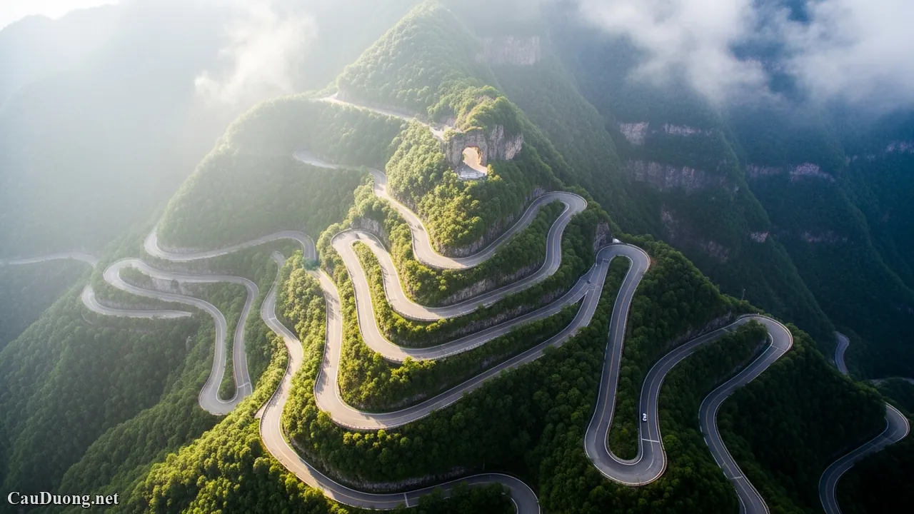 Top 10 Con Đường Được Mệnh Danh Đẹp Nhất Hành Tinh Top 10 Con Đường Được Mệnh Danh Đẹp Nhất Hành Tinh